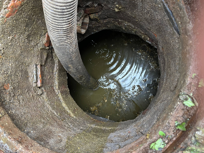 长兴化粪池清理的周期与注意事项